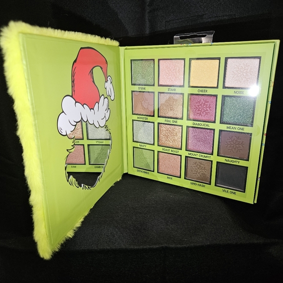 Dr. Seuss Grinch Furry Cover Makeup Eyeshadow Pallet - Picture 2 of 2